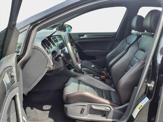 2019 Volkswagen Golf GTI SE