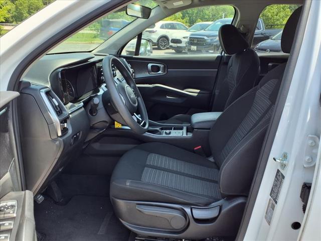 2022 Kia Sorento LX