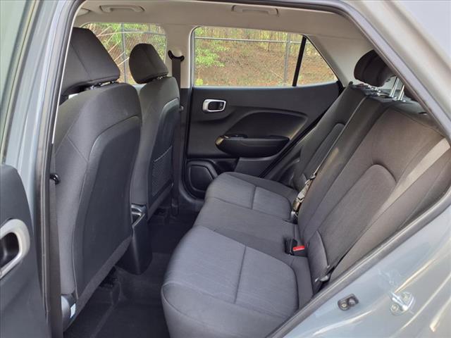 2022 Hyundai VENUE SE