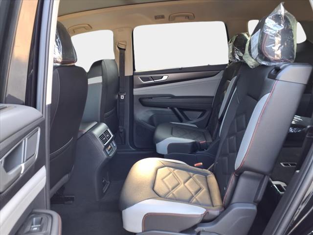 2025 Volkswagen Atlas Peak Edition 4Motion