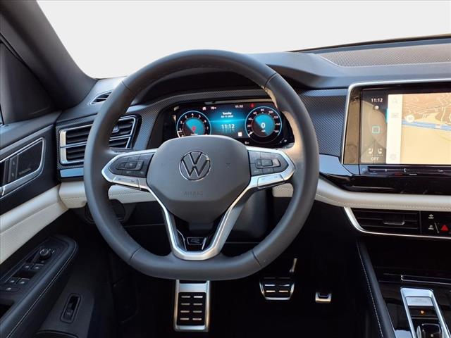 2025 Volkswagen Atlas Cross Sport 2.0T SEL Premium R-Line