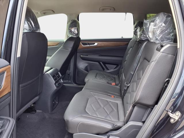 2025 Volkswagen Atlas 2.0T SE
