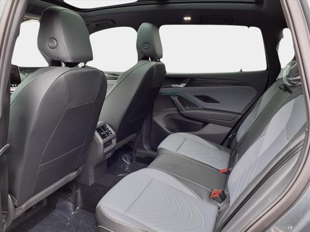 2025 Volkswagen Tiguan 2.0T SE R-Line Black