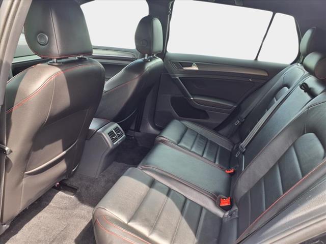 2019 Volkswagen Golf GTI SE