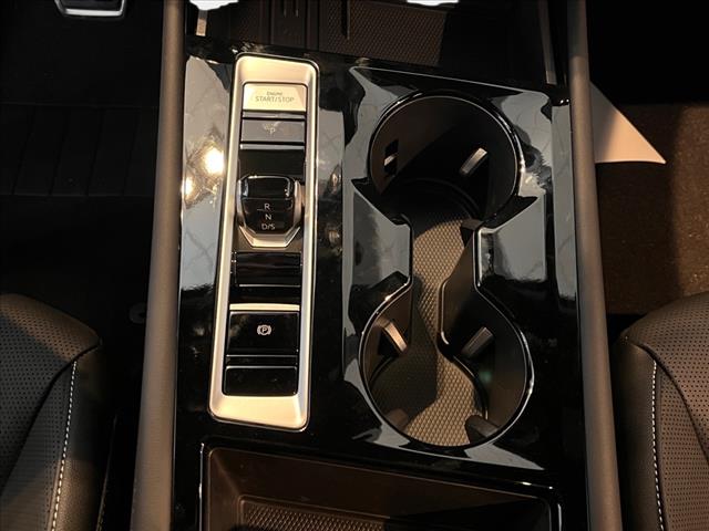 2025 Volkswagen Atlas Cross Sport 2.0T SEL R-Line