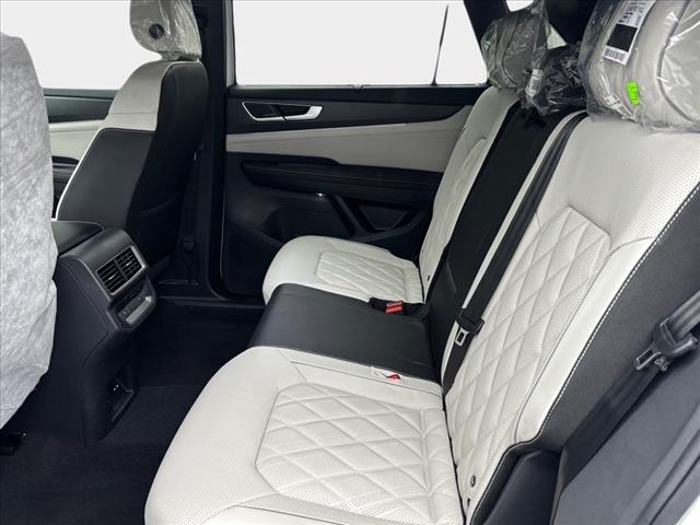 2025 Volkswagen Atlas Cross Sport 2.0T SEL Premium R-Line
