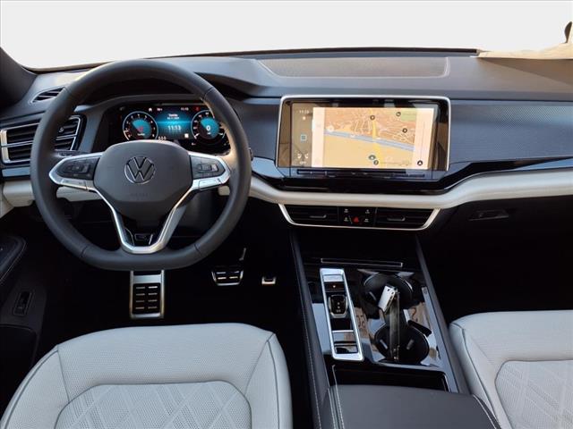 2025 Volkswagen Atlas Cross Sport 2.0T SEL Premium R-Line