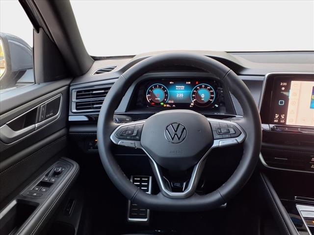 2025 Volkswagen Atlas Cross Sport 2.0T SEL Premium R-Line