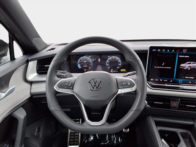 2025 Volkswagen Tiguan 2.0T SE R-Line Black