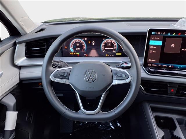 2025 Volkswagen Tiguan 2.0T SE