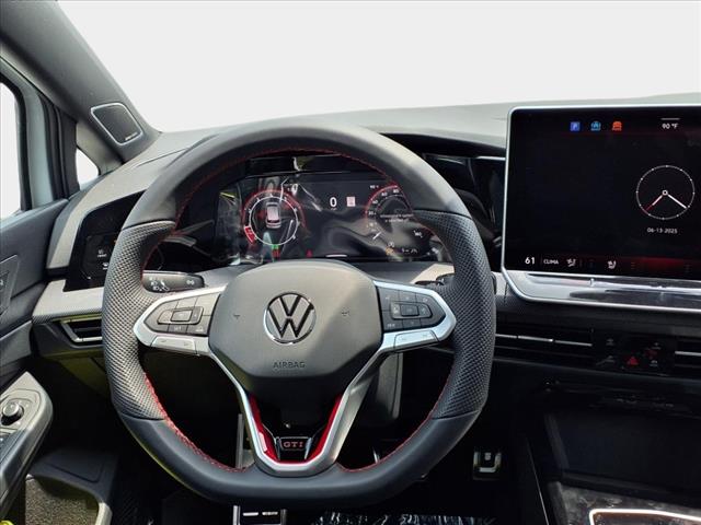 2025 Volkswagen Golf GTI 2.0T SE