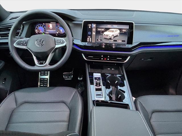 2025 Volkswagen Atlas Cross Sport 2.0T SEL R-Line