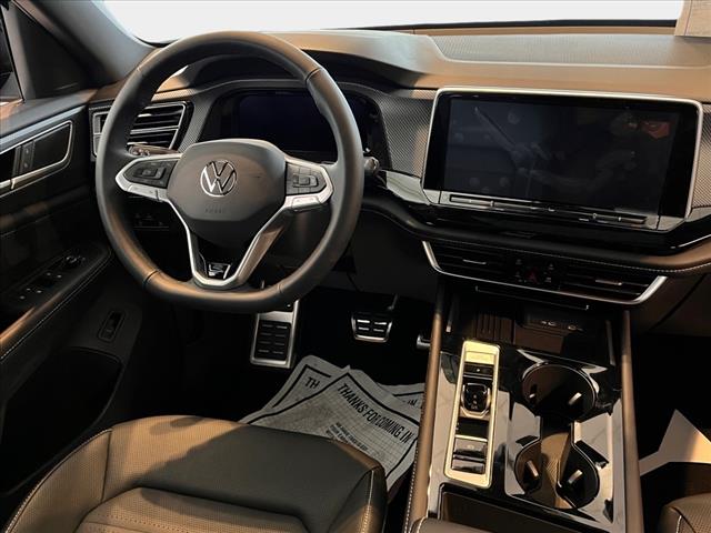 2025 Volkswagen Atlas Cross Sport 2.0T SEL R-Line