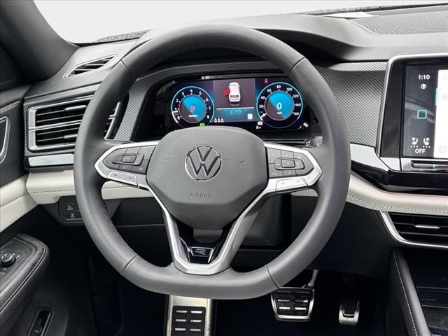 2025 Volkswagen Atlas Cross Sport 2.0T SEL Premium R-Line