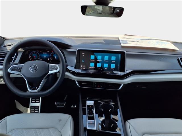 2025 Volkswagen Atlas Cross Sport 2.0T SEL Premium R-Line