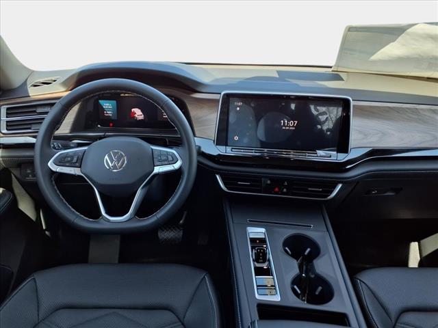 2025 Volkswagen Atlas 2.0T SE