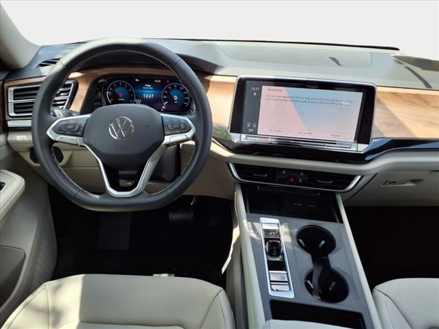 2025 Volkswagen Atlas 2.0T SE
