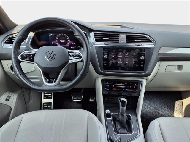 2022 Volkswagen Tiguan 2.0T SE R-Line Black