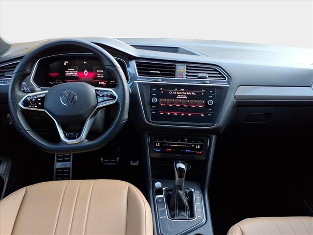 2024 Volkswagen Tiguan SE R-Line Black