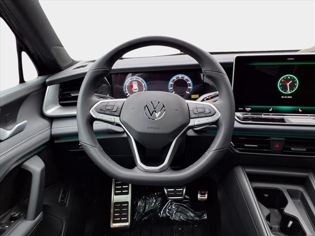 2025 Volkswagen Tiguan 2.0T SE R-Line Black