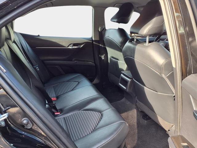 2022 Toyota Camry Hybrid SE