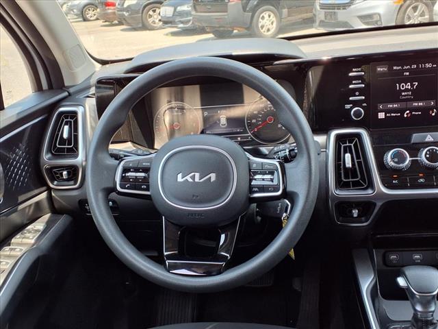 2022 Kia Sorento LX
