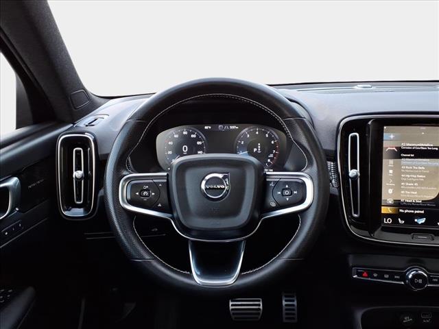 2021 Volvo XC40 R-Design