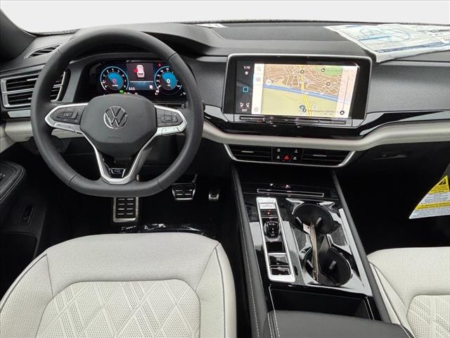 2025 Volkswagen Atlas Cross Sport 2.0T SEL Premium R-Line