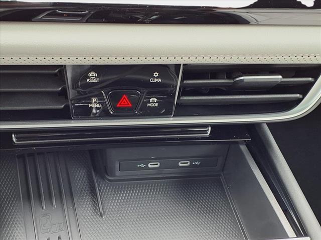 2025 Volkswagen Atlas Cross Sport 2.0T SEL Premium R-Line