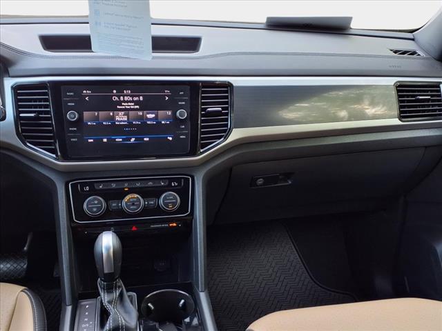 2022 Volkswagen Atlas Cross Sport 2.0T SE w/Technology