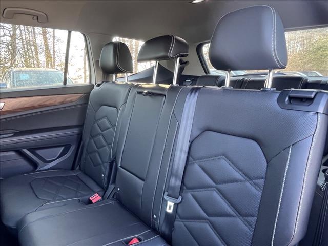 2025 Volkswagen Atlas 2.0T SE