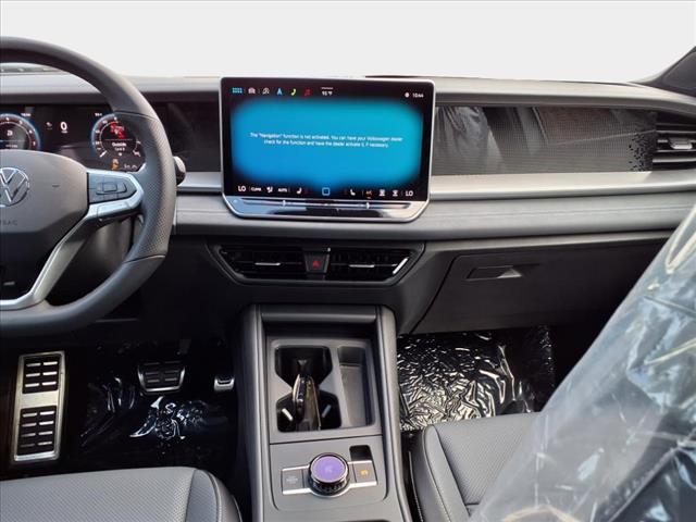 2025 Volkswagen Tiguan 2.0T SE R-Line Black