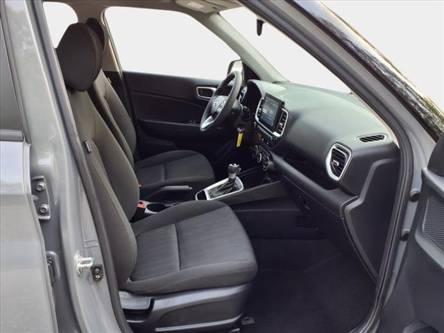 2022 Hyundai VENUE SE