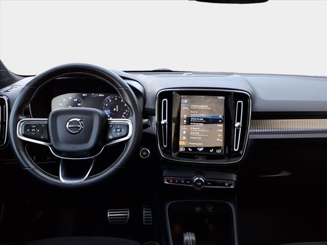 2021 Volvo XC40 R-Design