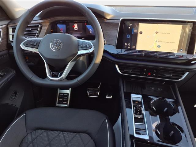 2025 Volkswagen Atlas 2.0T SEL Premium R-Line
