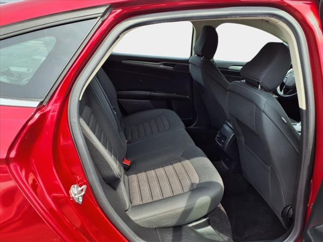 2020 Ford Fusion SE