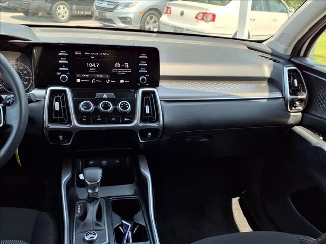 2022 Kia Sorento LX
