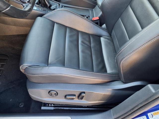 2017 Volkswagen Golf R 4Motion