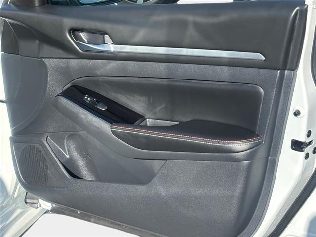 2024 Nissan Altima 2.0 SR