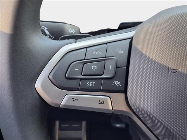 2025 Volkswagen Atlas Cross Sport 2.0T SEL Premium R-Line