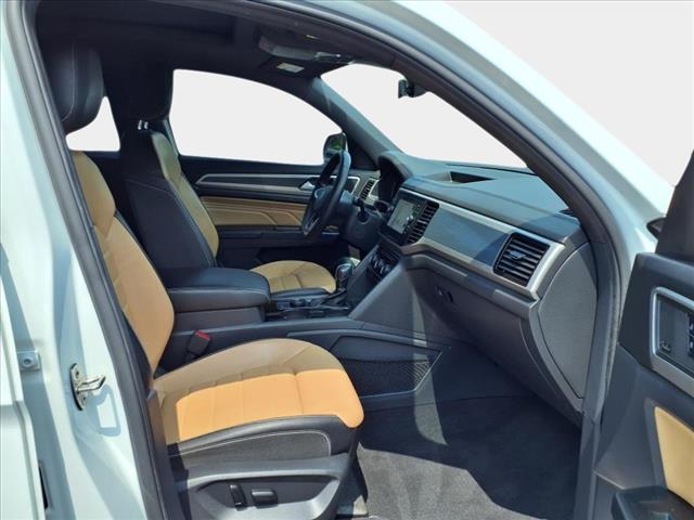 2020 Volkswagen Atlas Cross Sport 3.6L V6 SEL Premium R-Line 4Motion