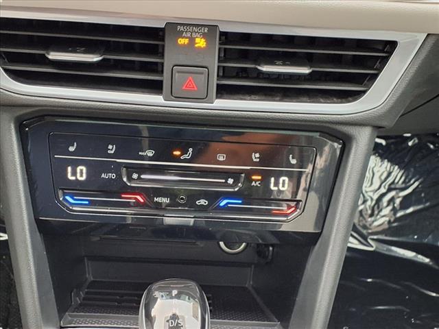 2025 Volkswagen Taos 1.5T SEL