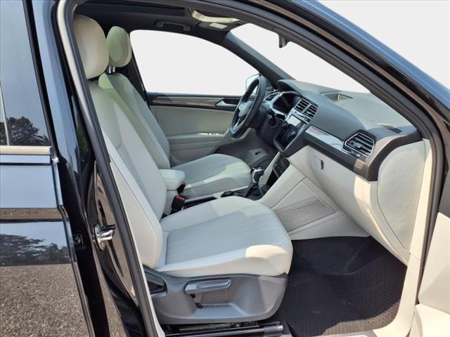2022 Volkswagen Tiguan 2.0T SE R-Line Black
