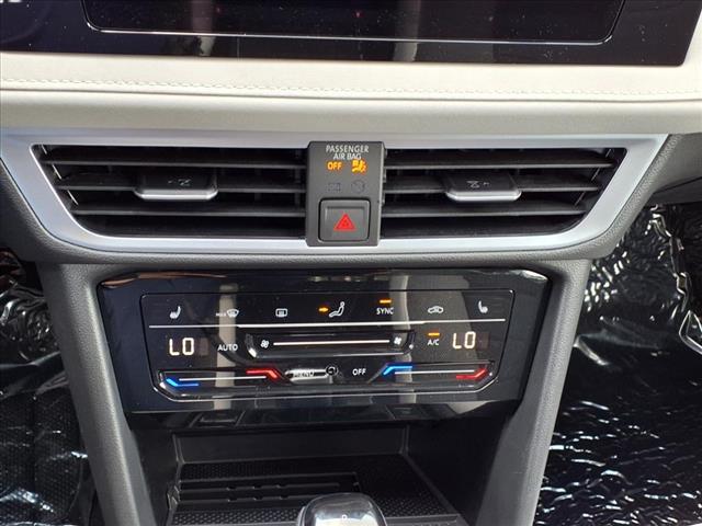 2025 Volkswagen Taos 1.5T SE