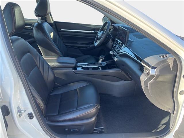 2024 Nissan Altima 2.0 SR