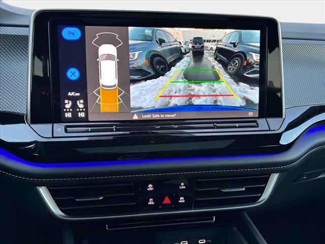 2025 Volkswagen Atlas Cross Sport 2.0T SEL R-Line