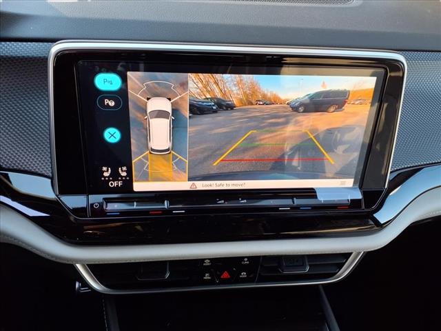 2025 Volkswagen Atlas Cross Sport 2.0T SEL Premium R-Line