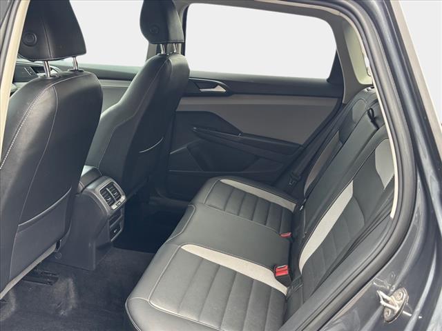 2022 Volkswagen Taos SEL 4Motion