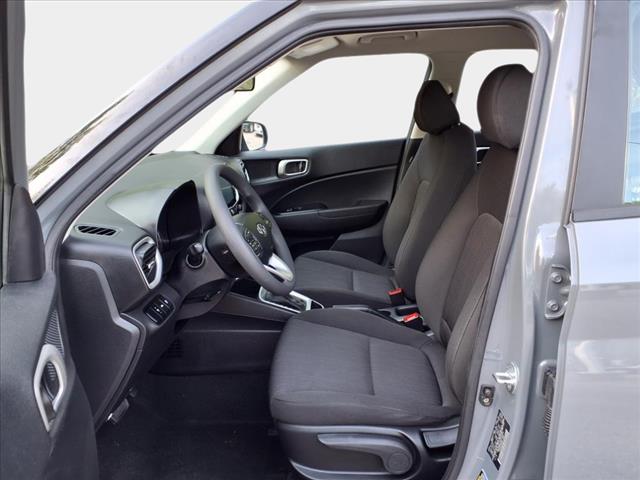 2022 Hyundai VENUE SE