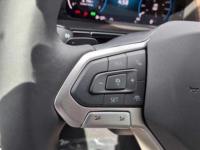 2025 Volkswagen Atlas 2.0T SEL Premium R-Line